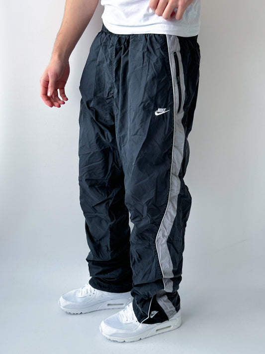 Nike Vintage Trackpants | L