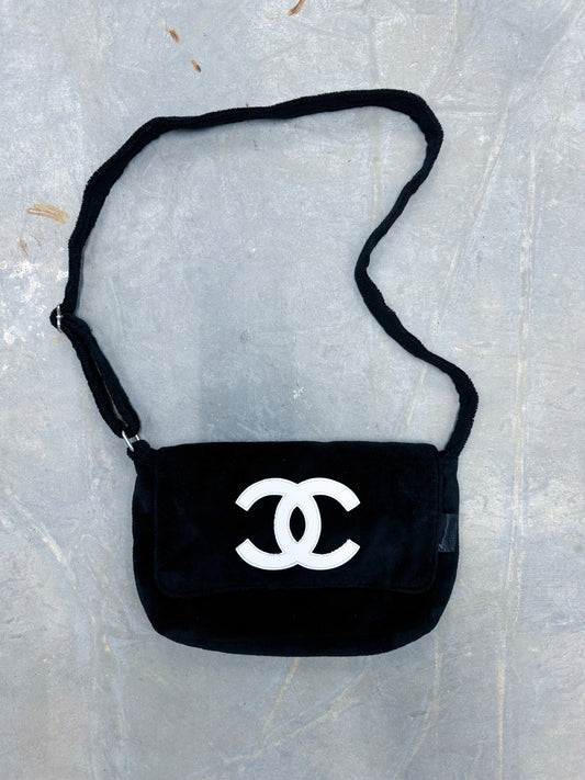 Chanel 2006 Vintage Fantasy Shoulder Bag | One Size