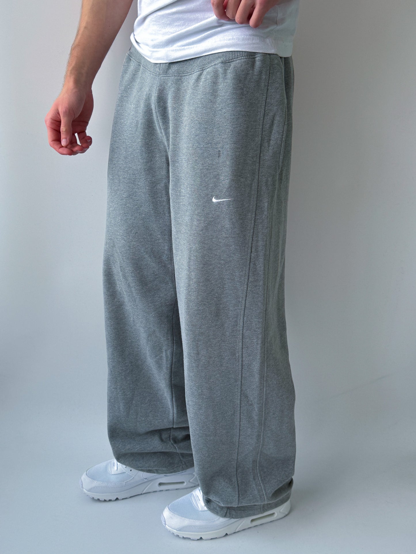 Nike Vintage Sweatpants | M