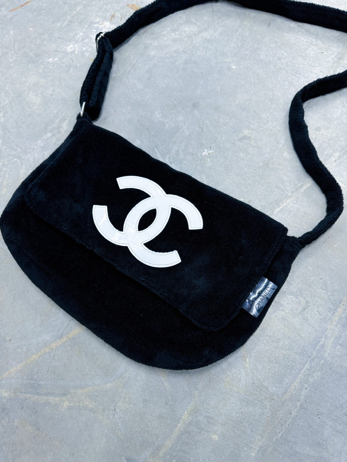 Chanel 2006 Vintage Fantasy Shoulder Bag | One Size