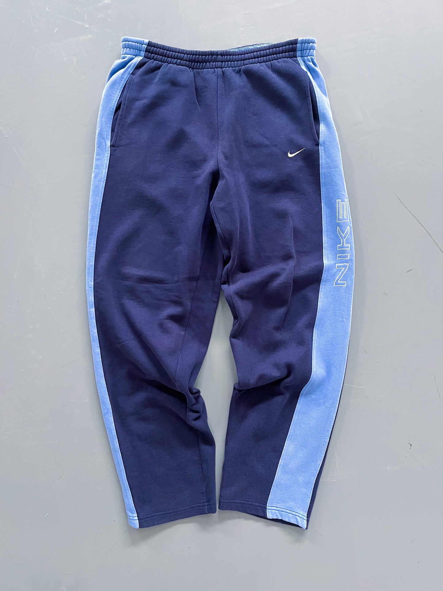 Nike Vintage Sweatpants | M
