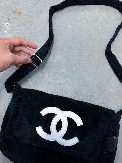 Chanel 2006 Vintage Fantasy Shoulder Bag | One Size