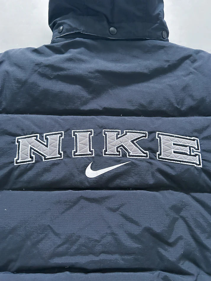 Nike Vintage Puffer / Winter Jacket | S