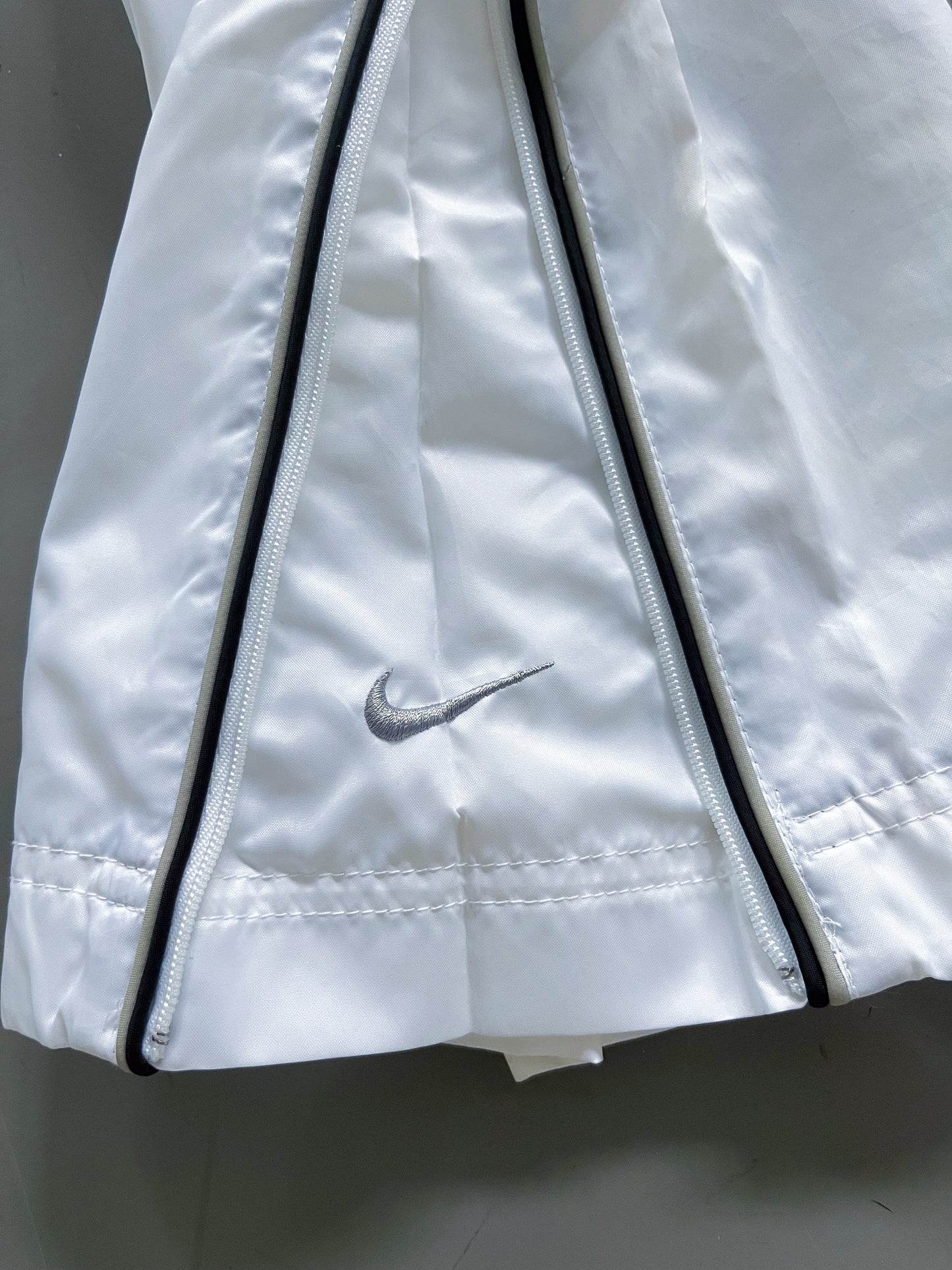 Nike Vintage *PREMIUM* Trackpants | M