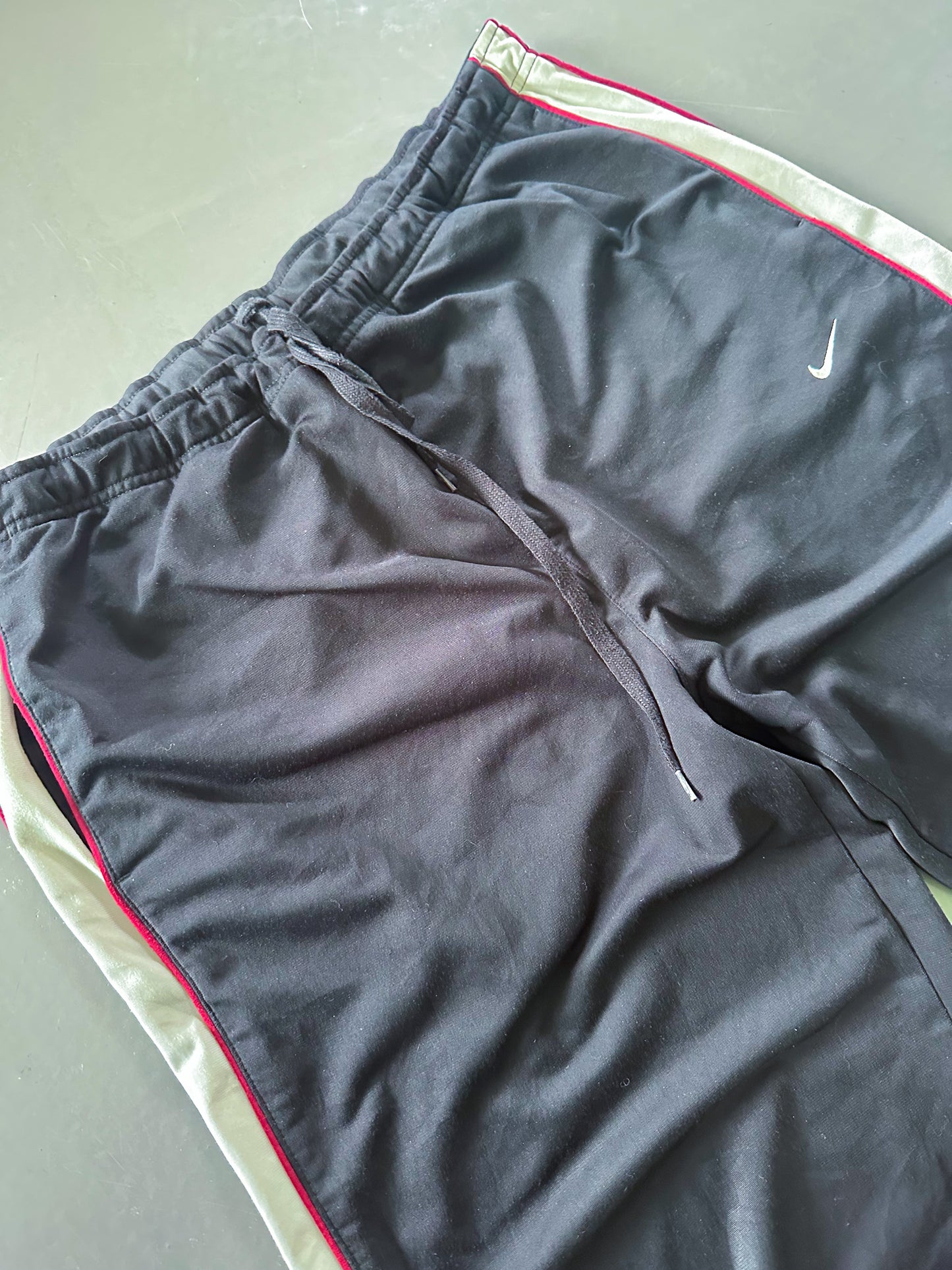 Nike Vintage Trackpants | XL
