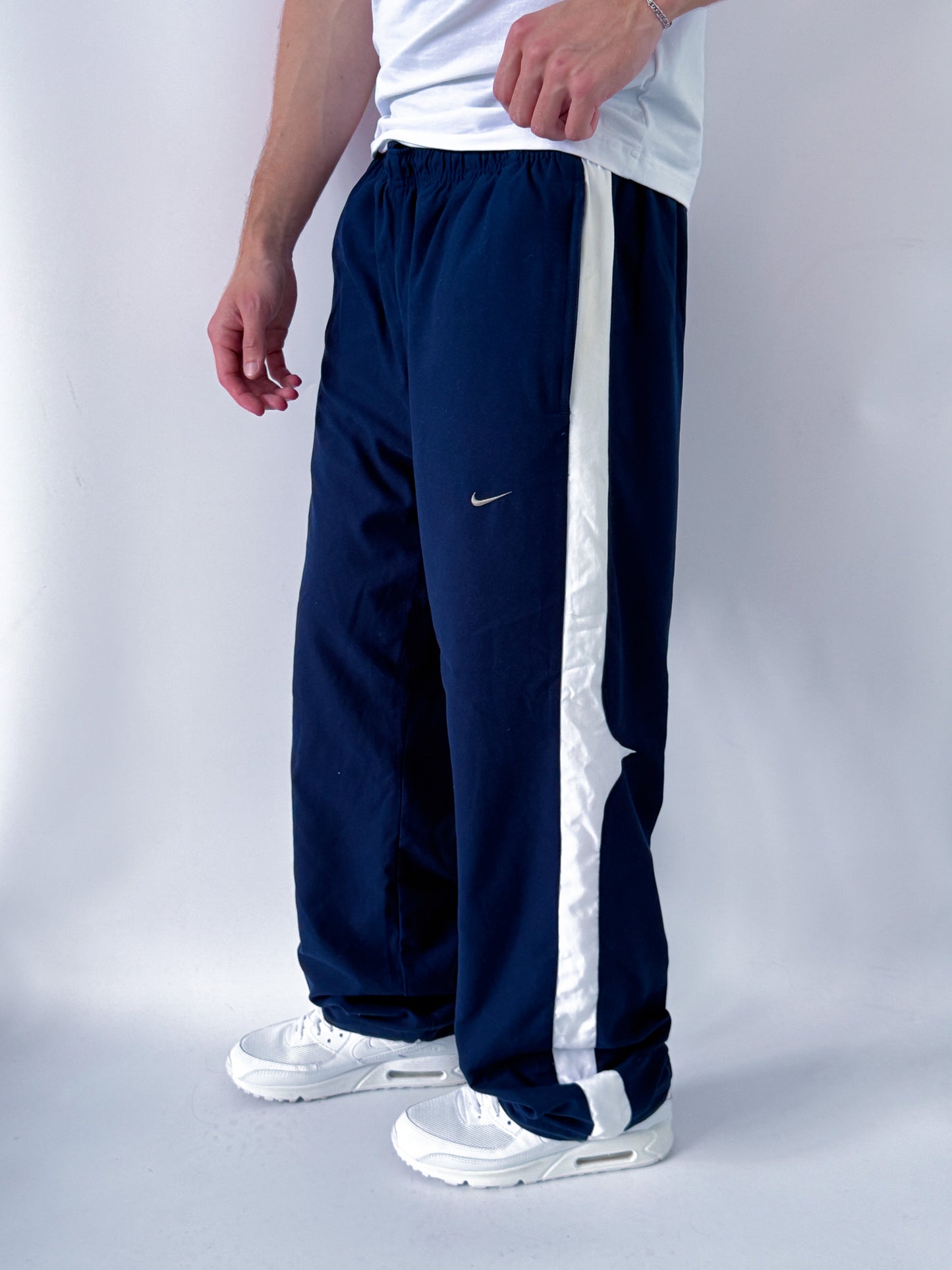 Nike Vintage *PREMIUM* Trackpants | L