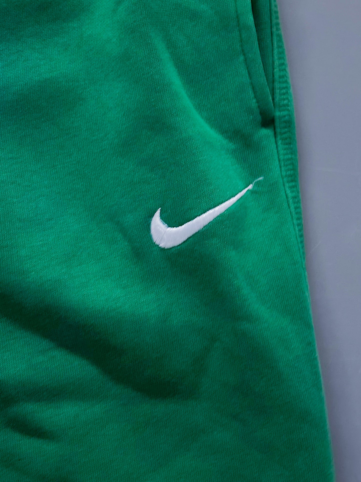 Nike Vintage *Toxic Green* Sweatpants | L