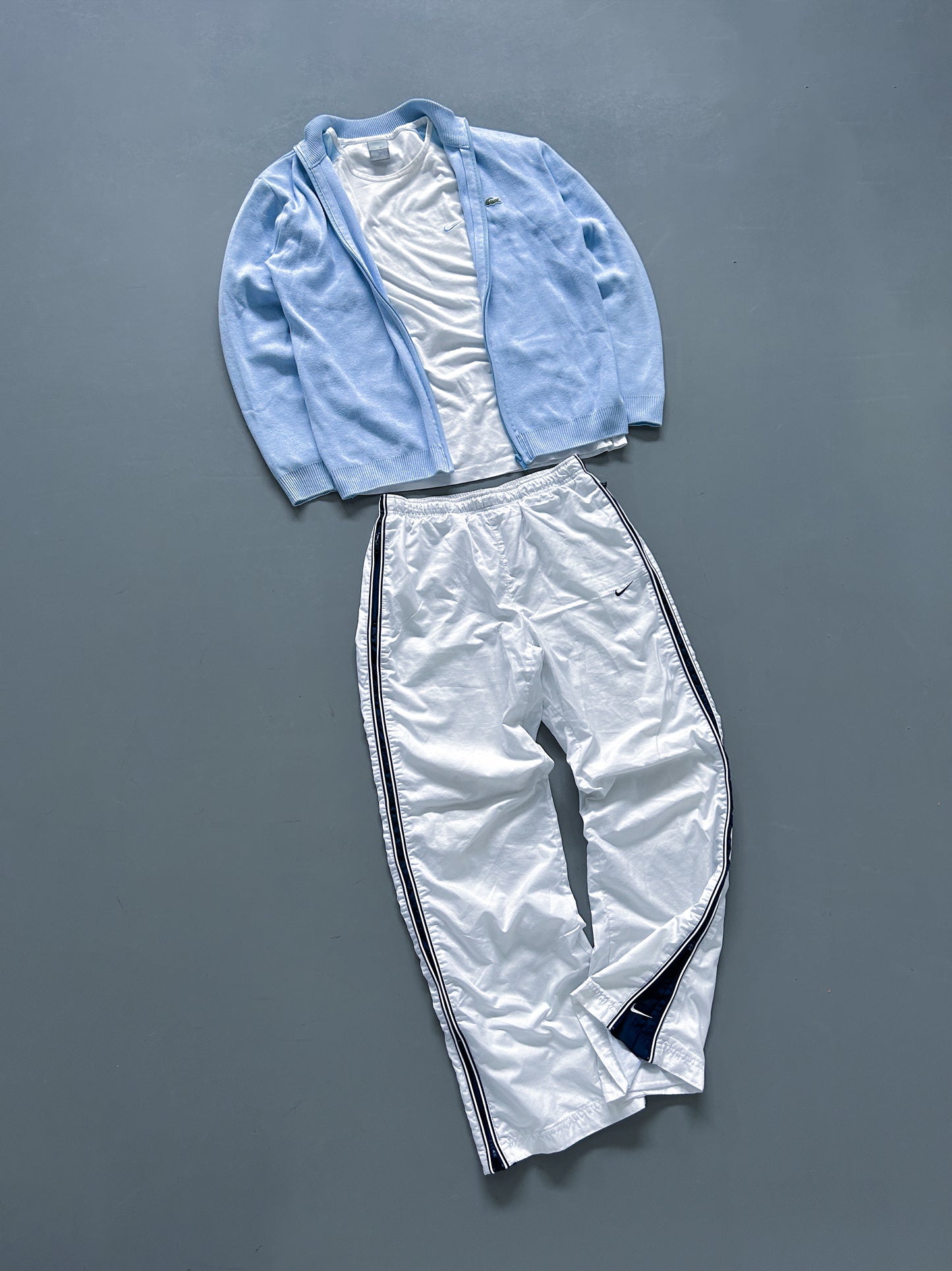 VINTAGE OUTFIT MYSTERY BOX (2 PIECES)