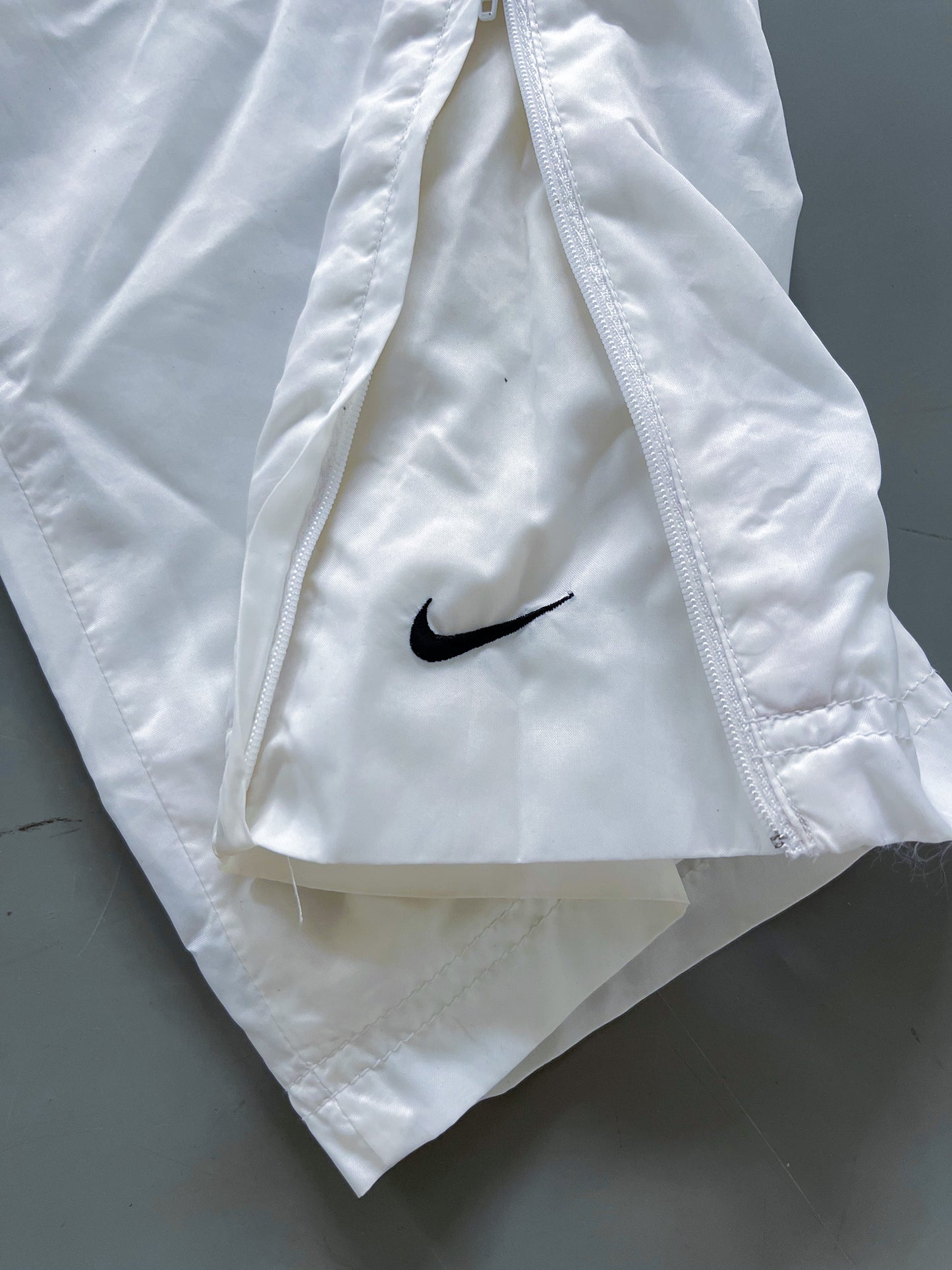 Nike Vintage Trackpants | L