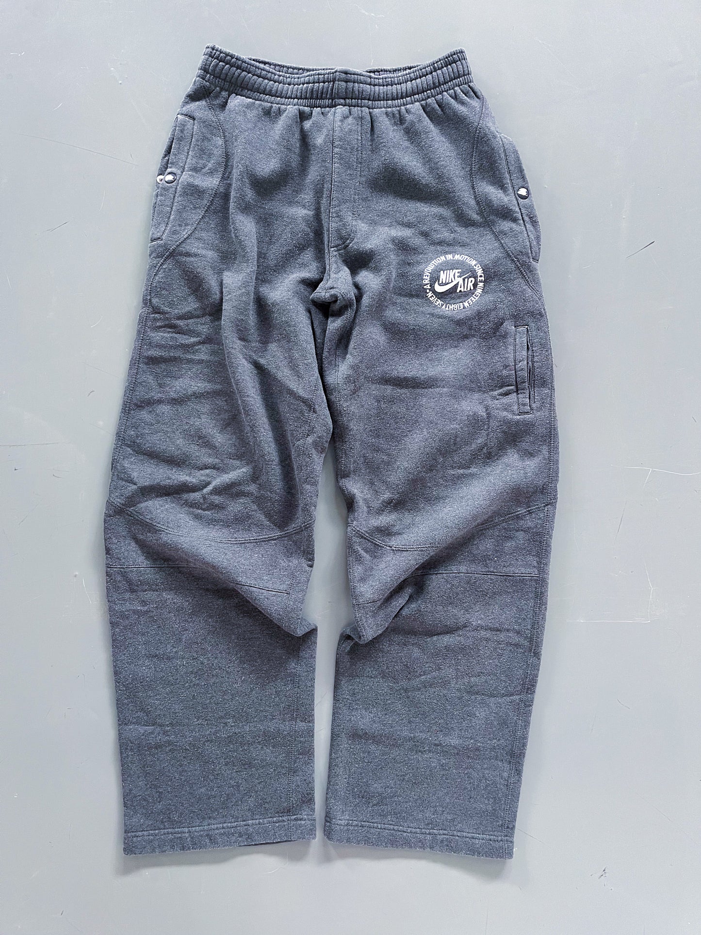 Nike Air Vintage Sweatpants | L