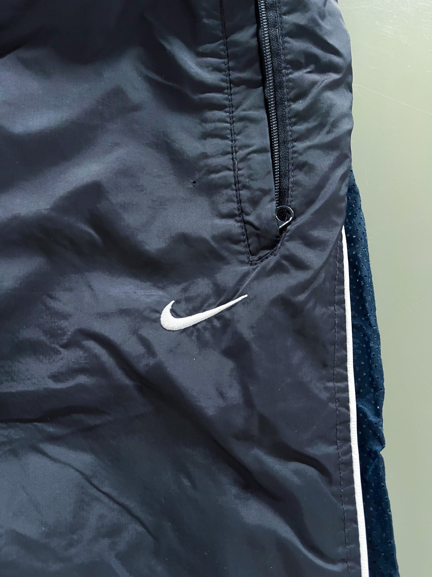Nike Vintage *PREMIUM* Trackpants | M