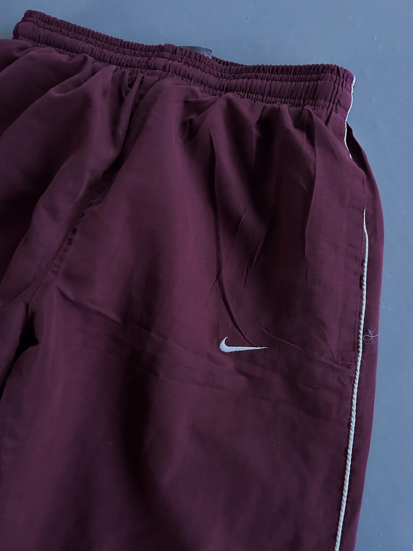 Nike Vintage Trackpants | XS
