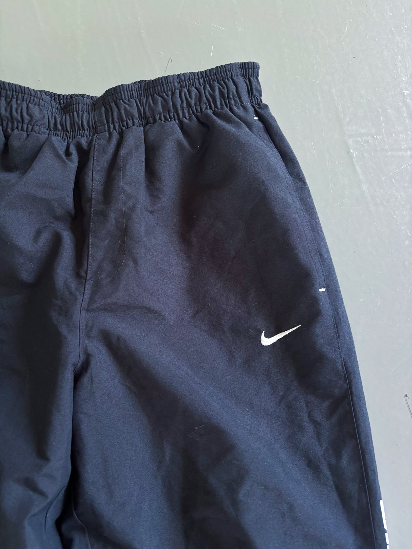 Nike Vintage Trackpants | XS
