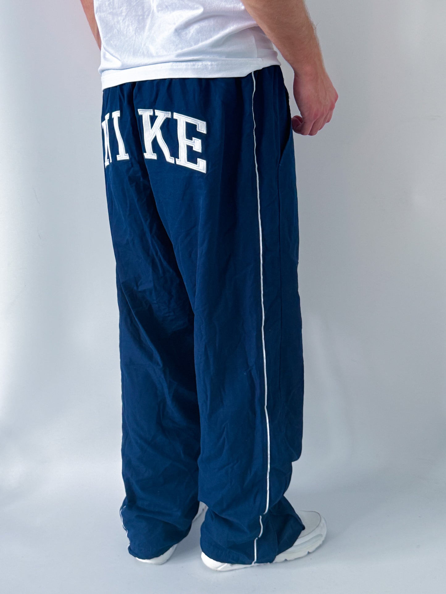 Nike Vintage *Spellout* Trackpants | S