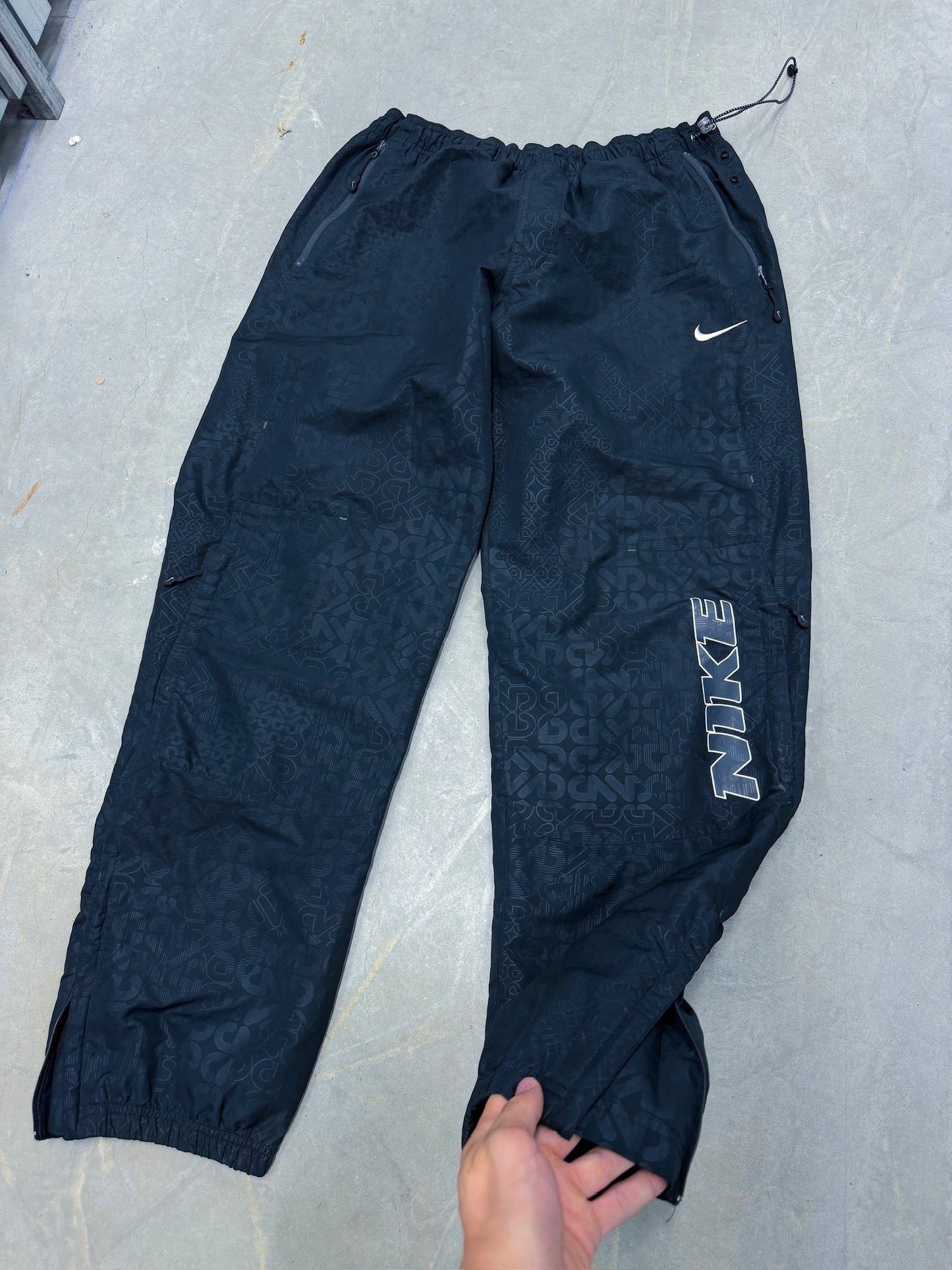 Nike Vintage Trackpants | L