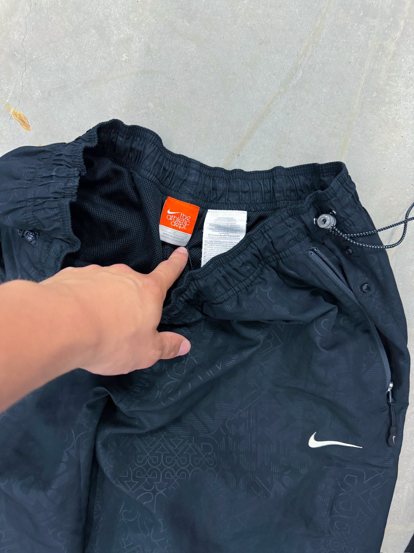 Nike Vintage Trackpants | L