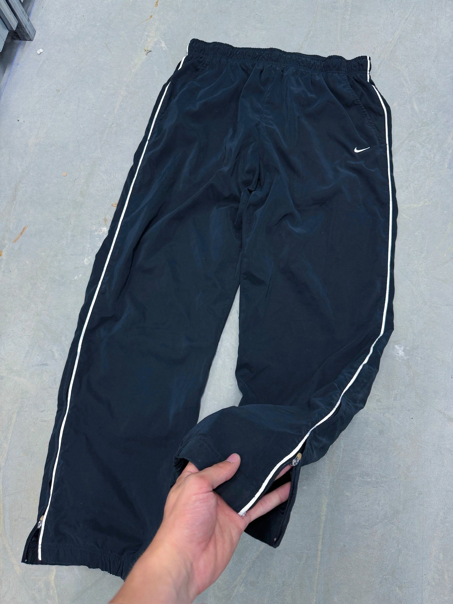 Nike Vintage Trackpants | L