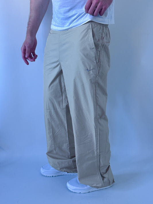 Nike Vintage Trackpants | L