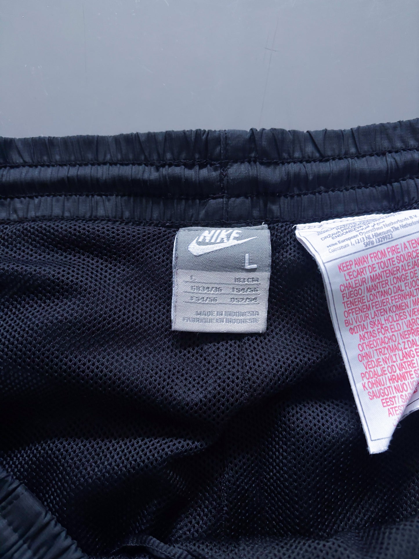 Nike Vintage Trackpants | L