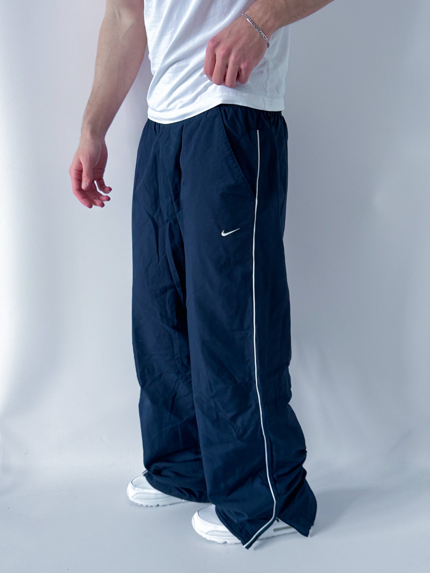 Nike Vintage Trackpants | L