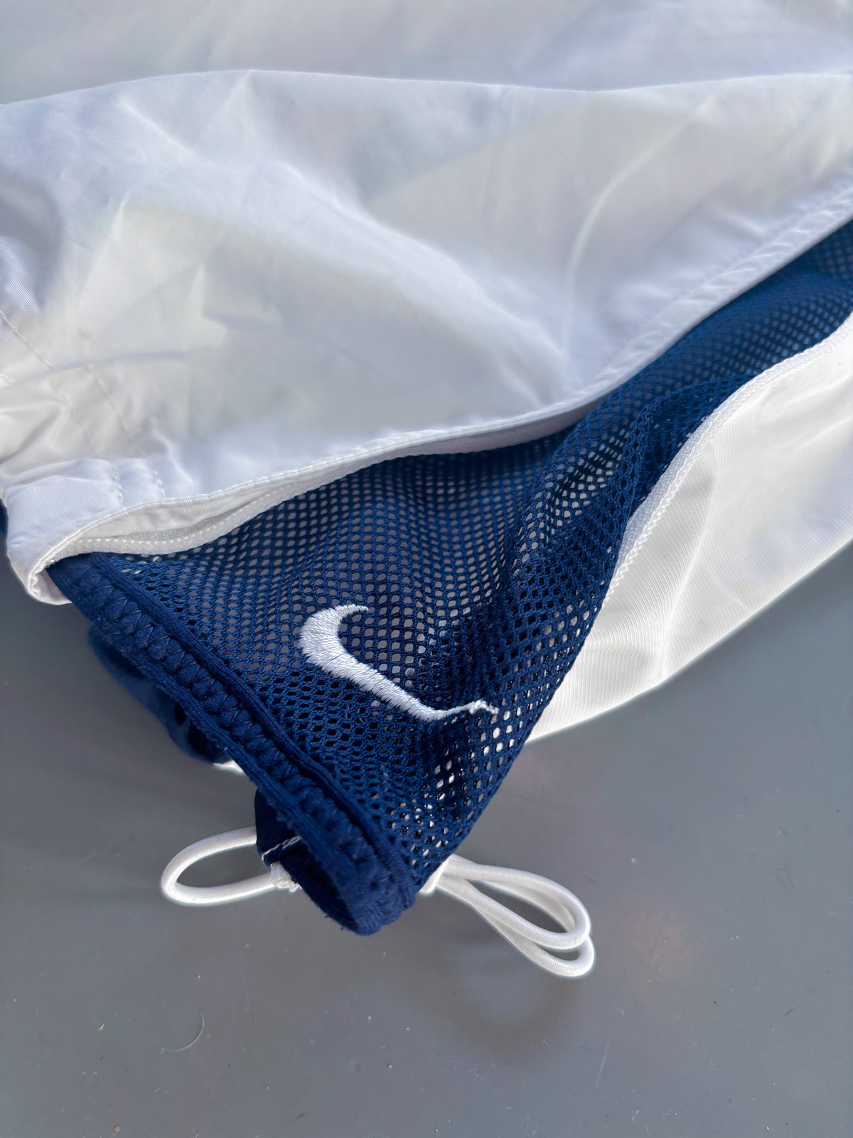Nike Vintage Trackpants | L