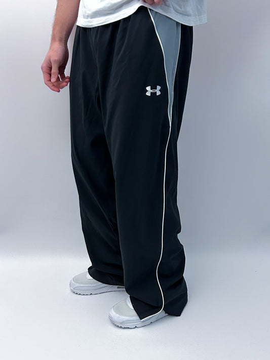 Under Armour Vintage *Deadstock* Trackpants | L