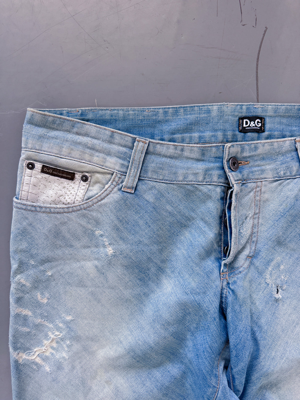 Dolce & Gabbana Vintage Distressed Jeans | M/L