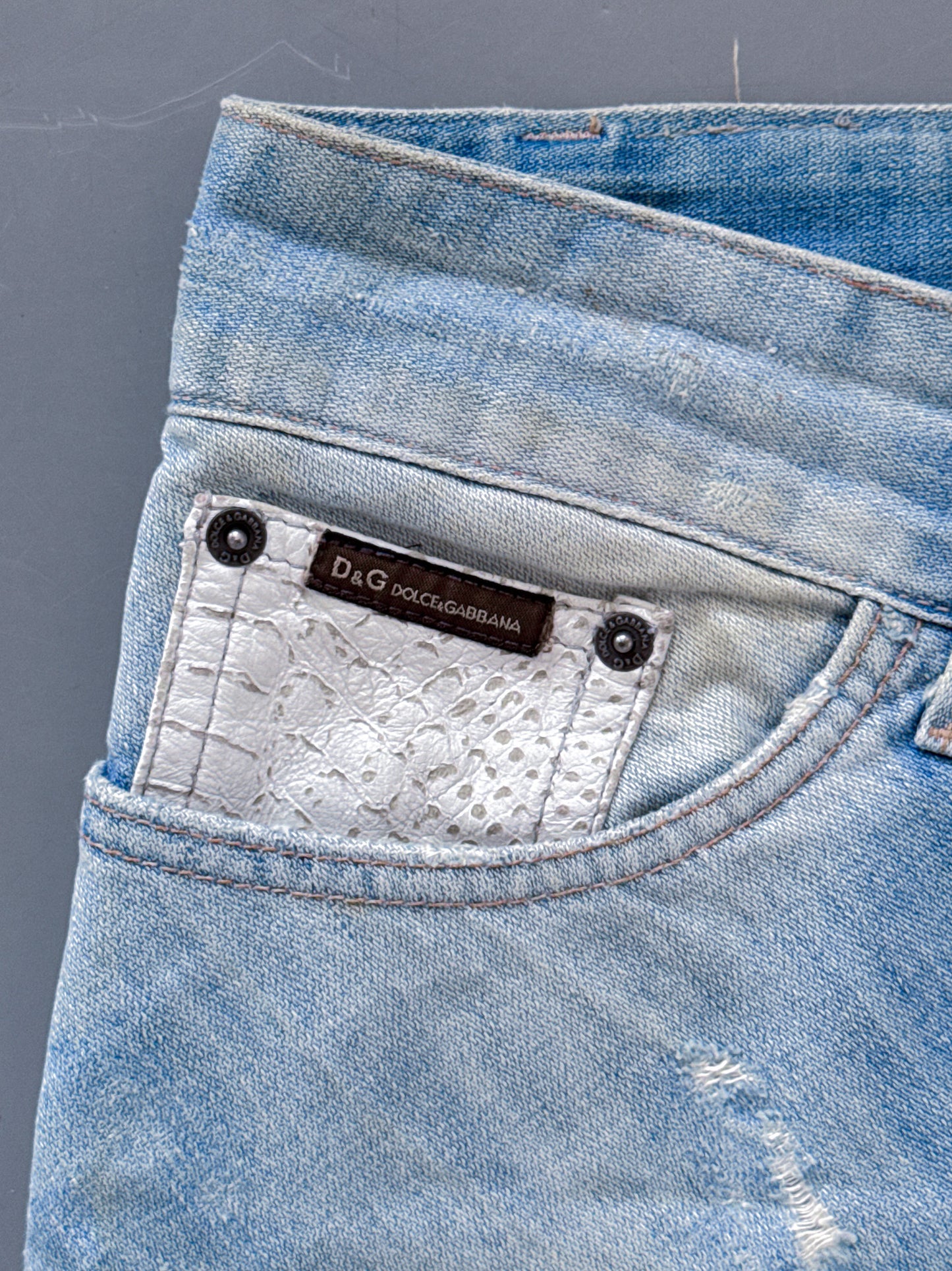 Dolce & Gabbana Vintage Distressed Jeans | M/L