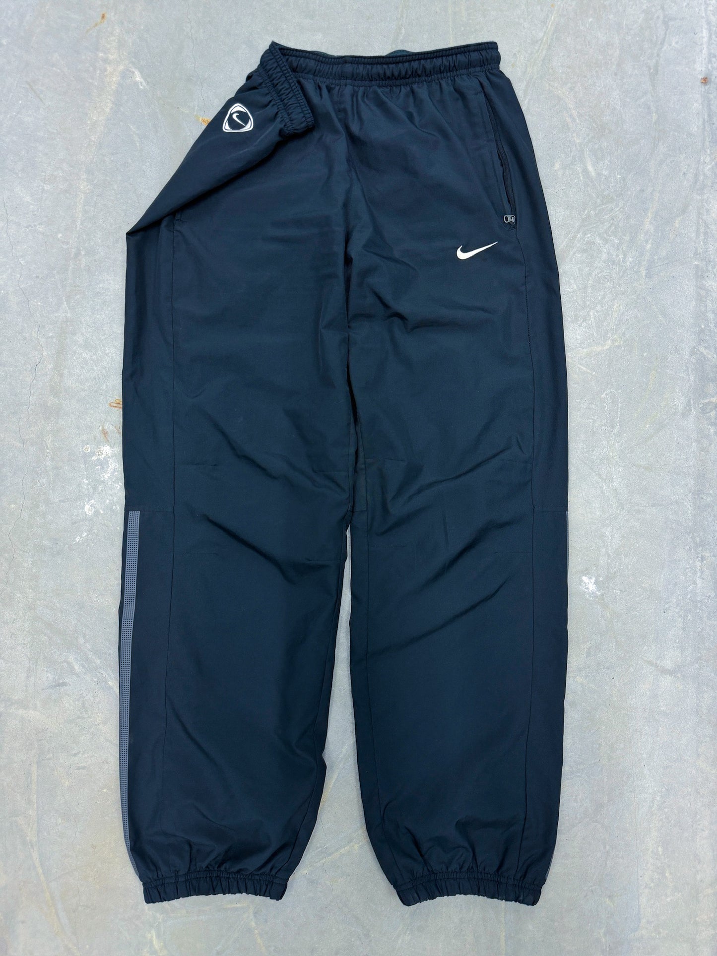 Nike Vintage Trackpants | M