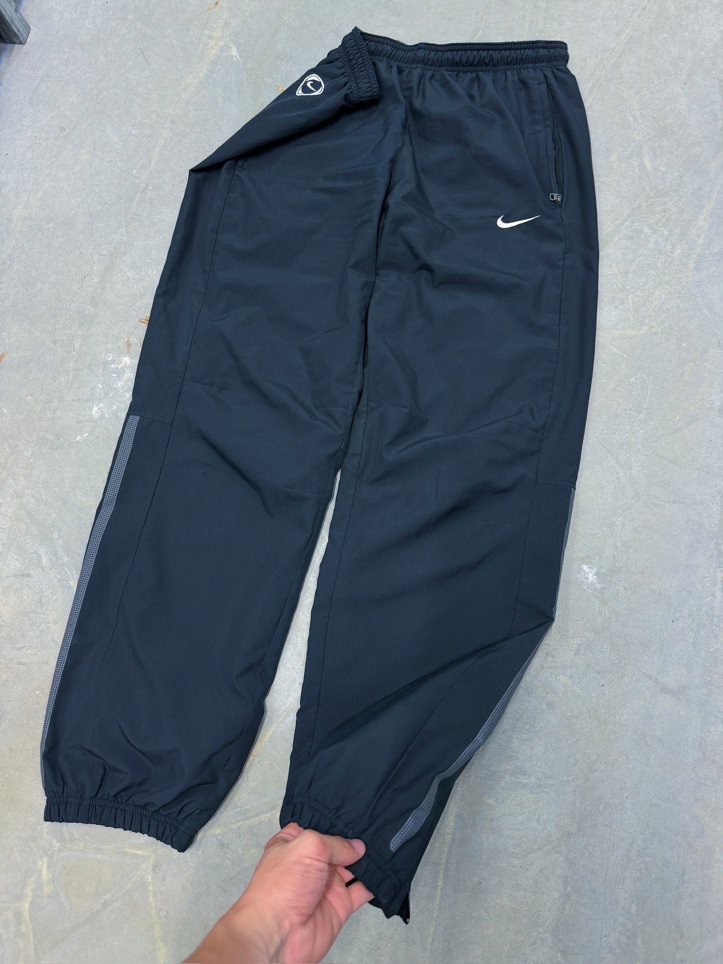 Nike Vintage Trackpants | M