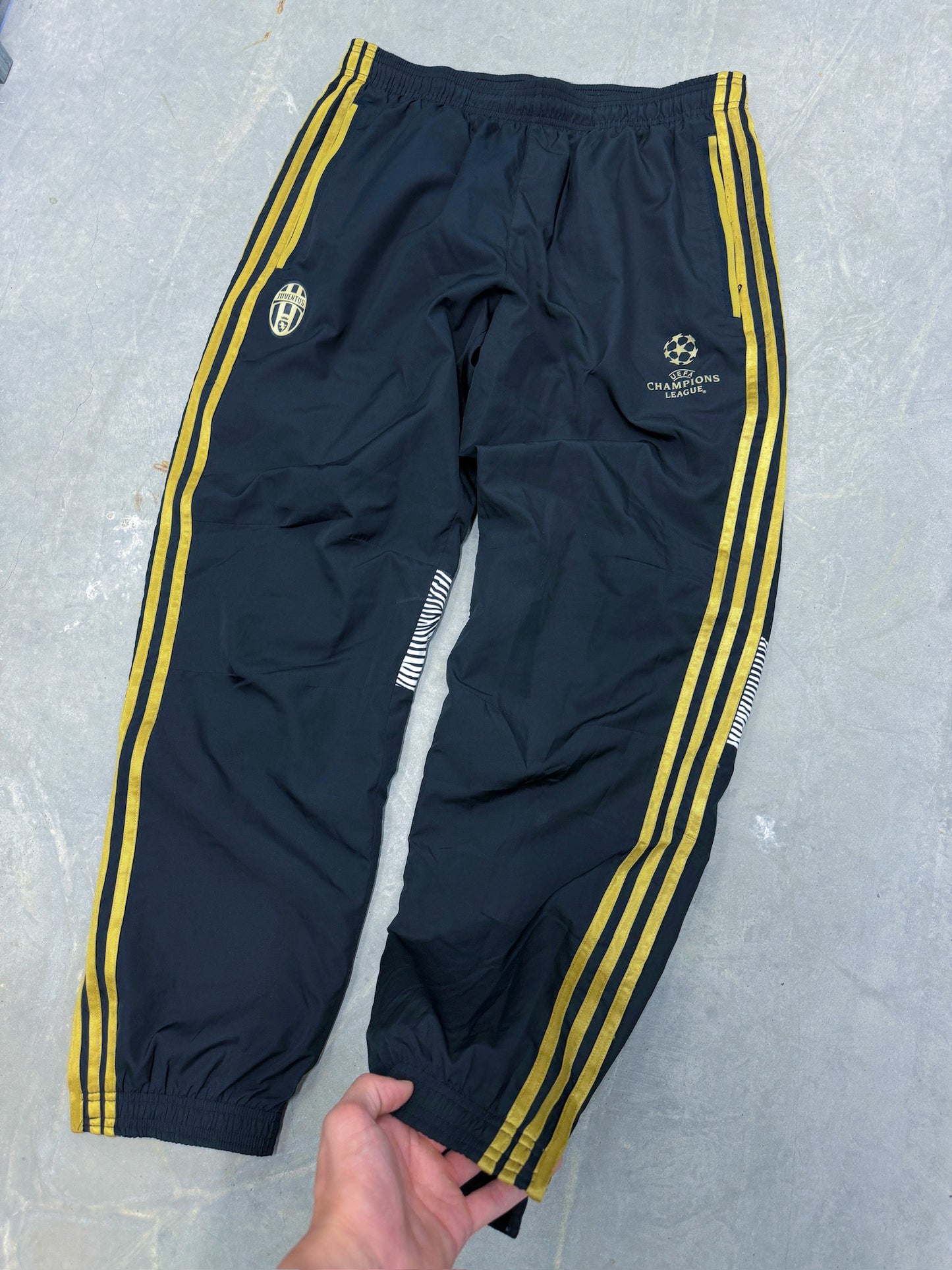 Adidas x Juve Champions League Vintage Trackpants | L