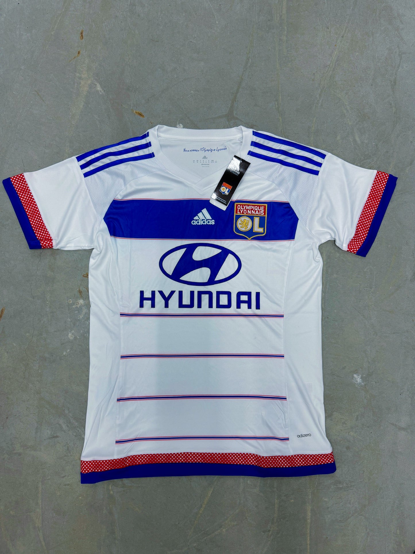 Vintage Adidas x Lyon *PREMIUM* Shirt | XL