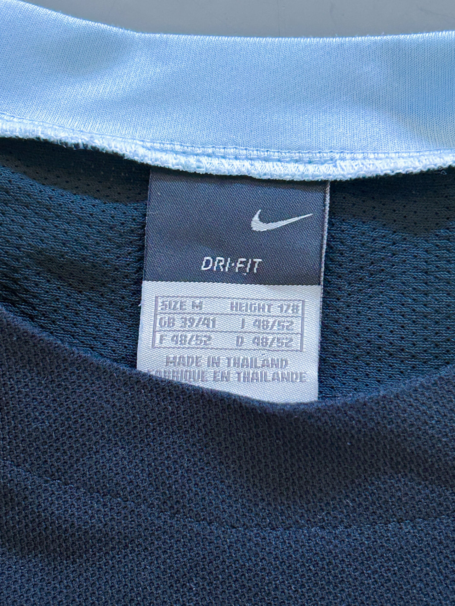 Nike Vintage *PREMIUM* Shirt | M