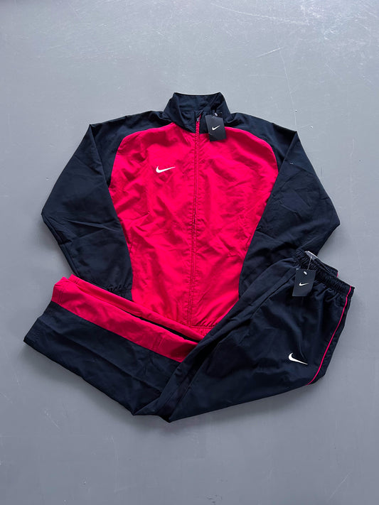 Vintage Nike *PREMIUM* Deadstock Tracksuit | L