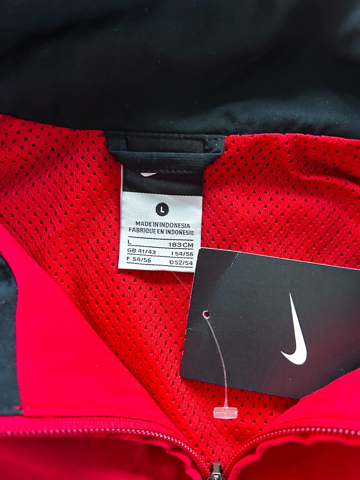 Vintage Nike *PREMIUM* Deadstock Tracksuit | L