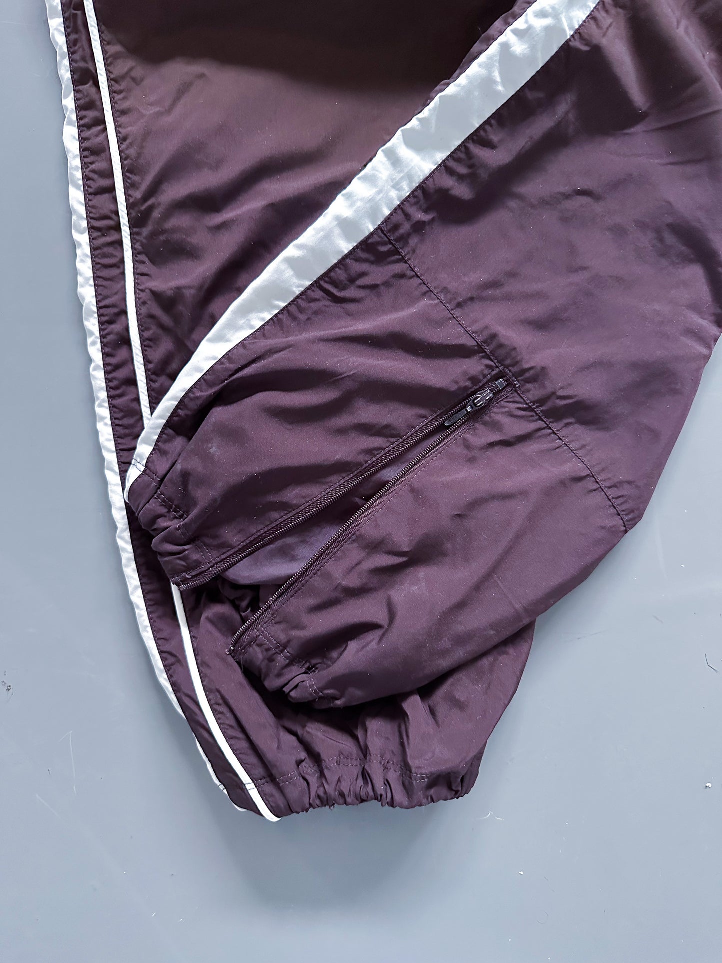 Nike Vintage *BROWN* Trackpants | M