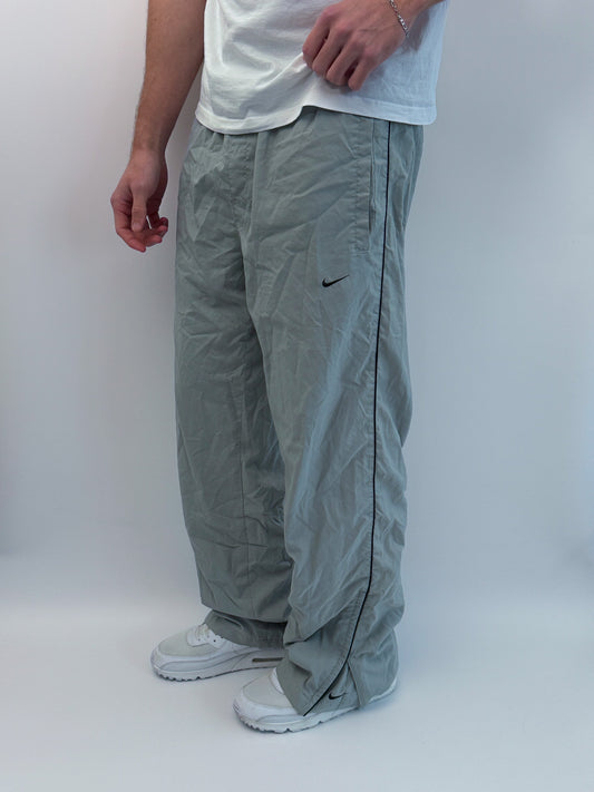 Nike Vintage Trackpants | L