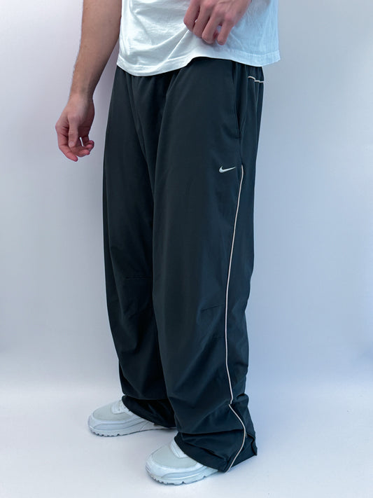 Nike Vintage Trackpants | XL
