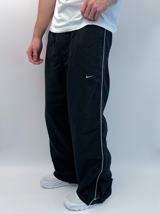 Nike Vintage Trackpants | L