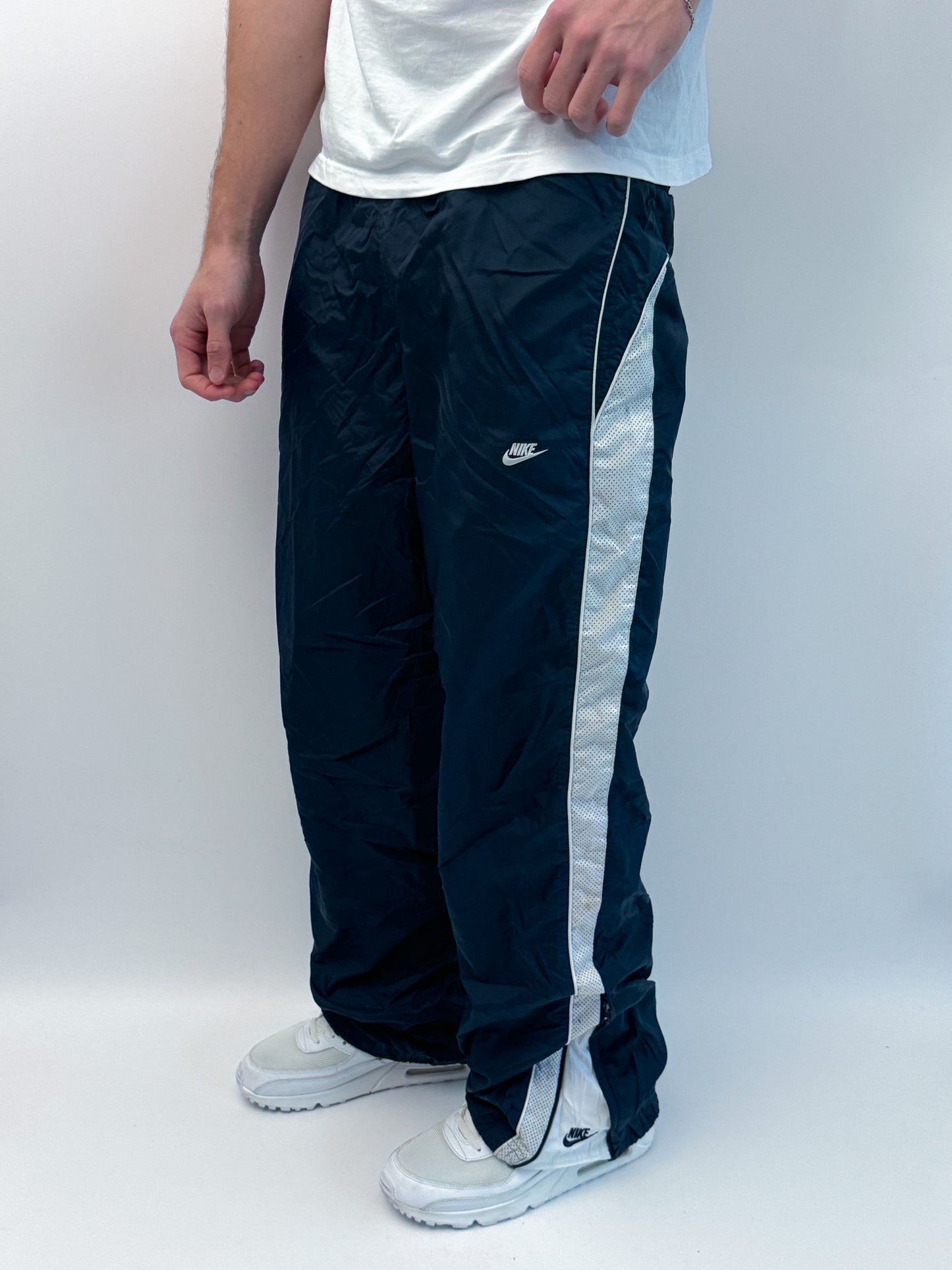 Nike Vintage Trackpants | L