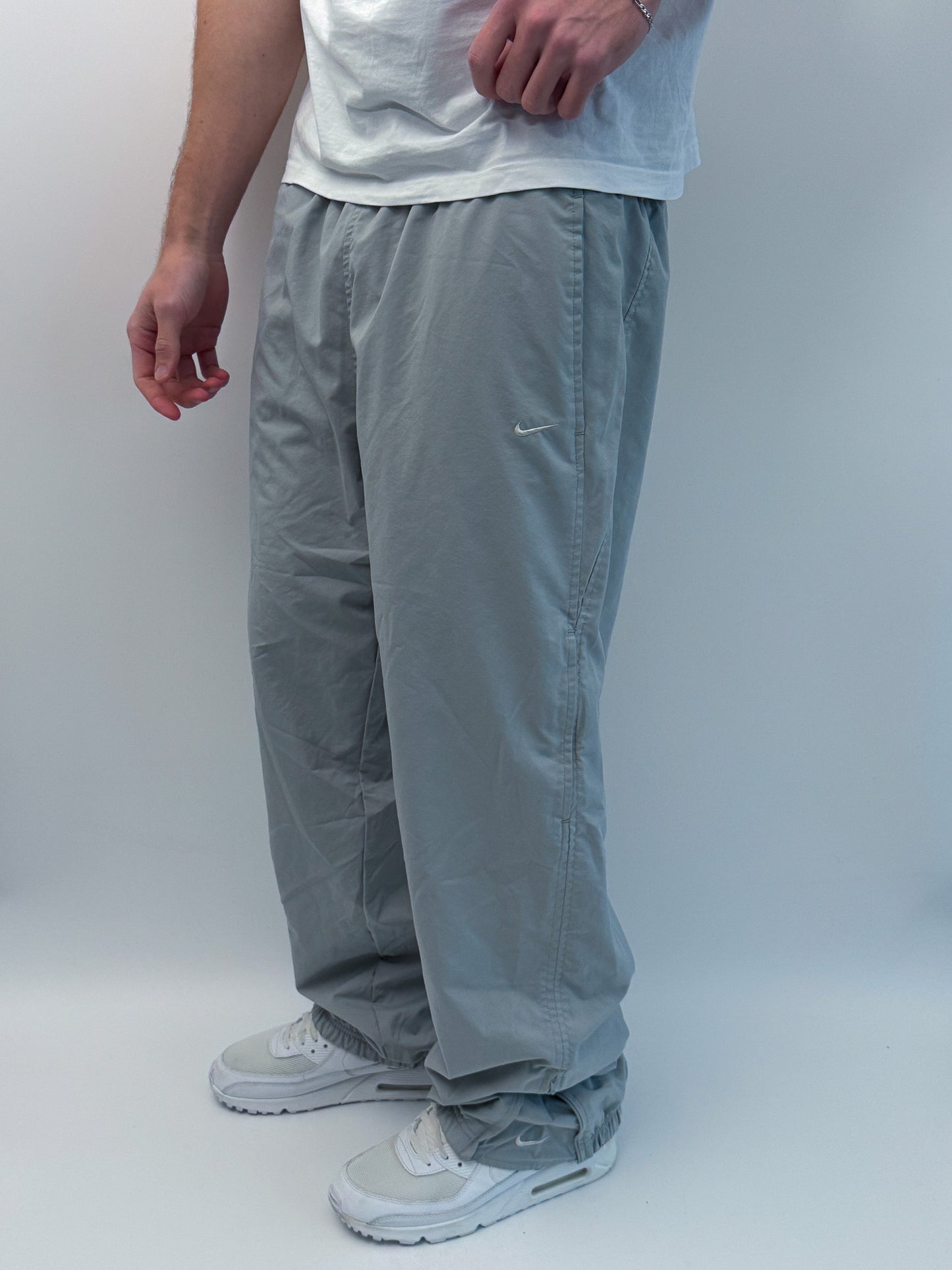 Nike Vintage *PREMIUM* Trackpants | L