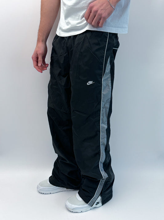 Nike Vintage Trackpants | L