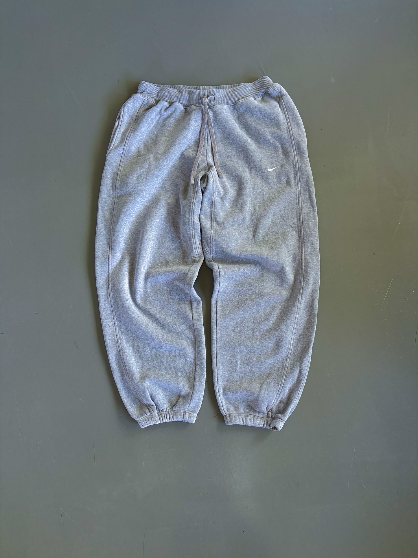 Nike Vintage *PREMIUM* Sweatpants | M
