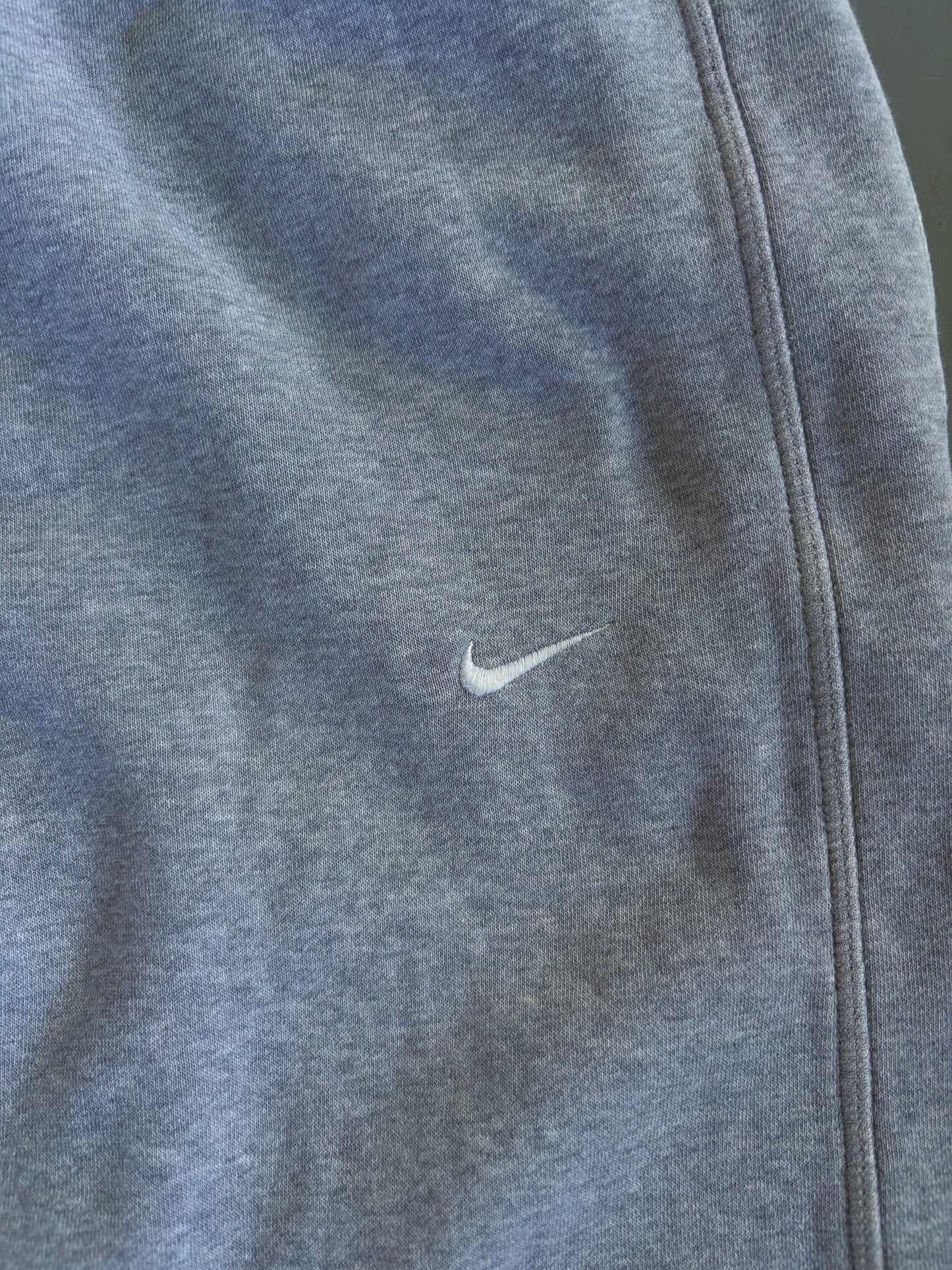 Nike Vintage *PREMIUM* Sweatpants | M