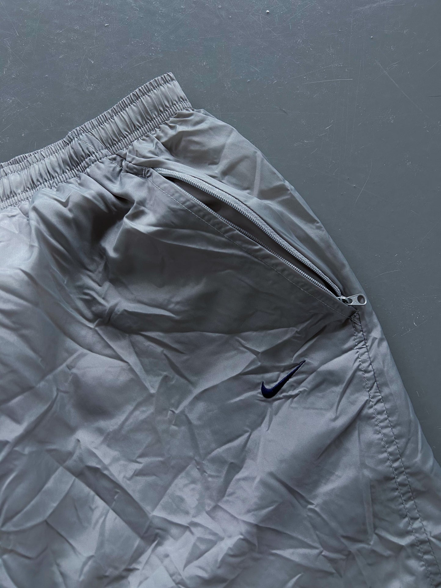Nike Vintage Trackpants | L