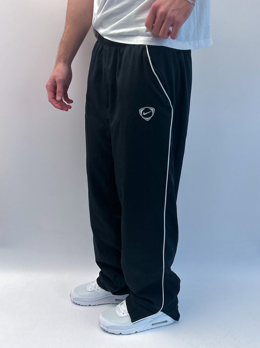 Nike Vintage Trackpants | L