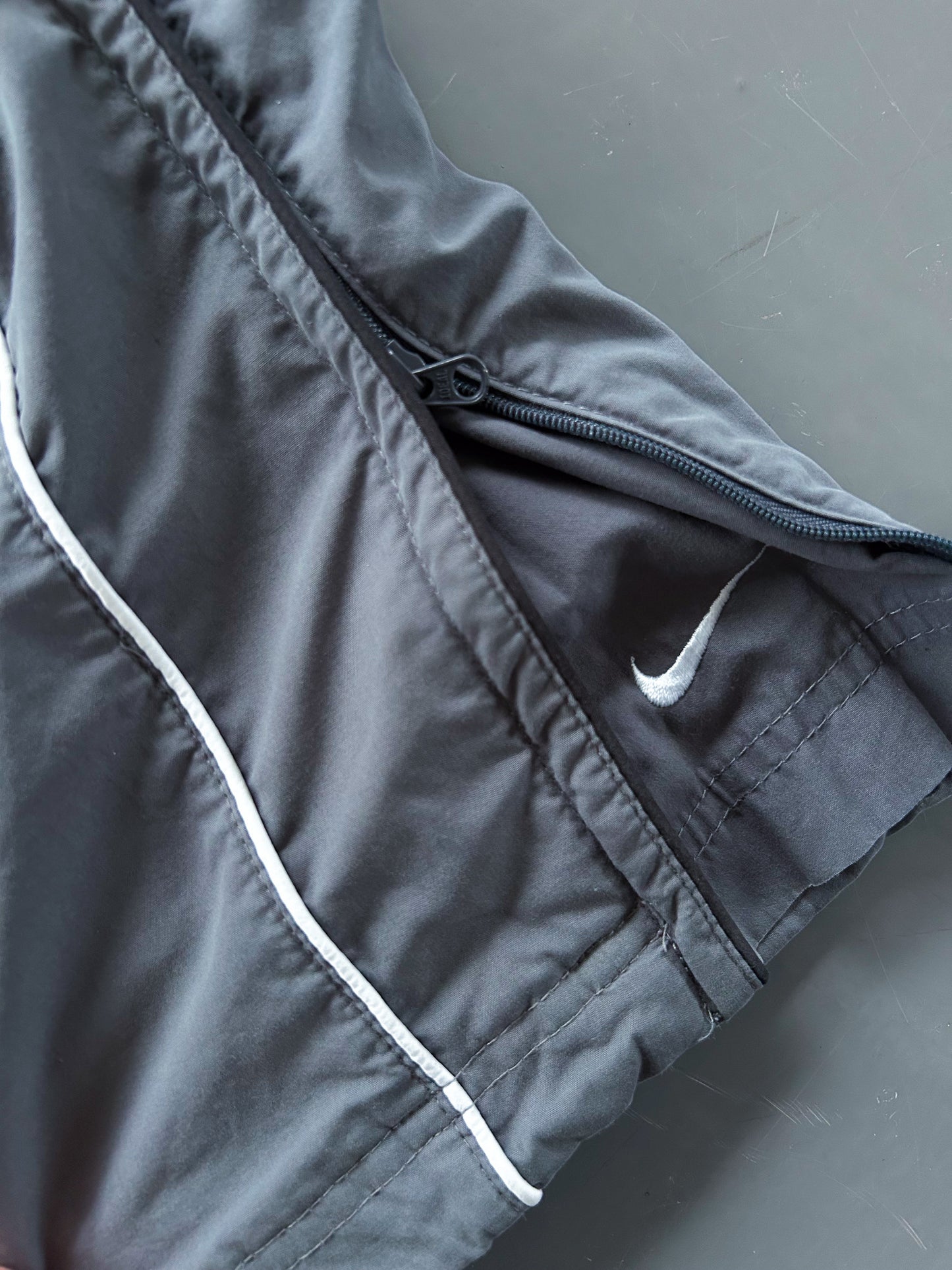 Nike Vintage *PREMIUM* Trackpants | L