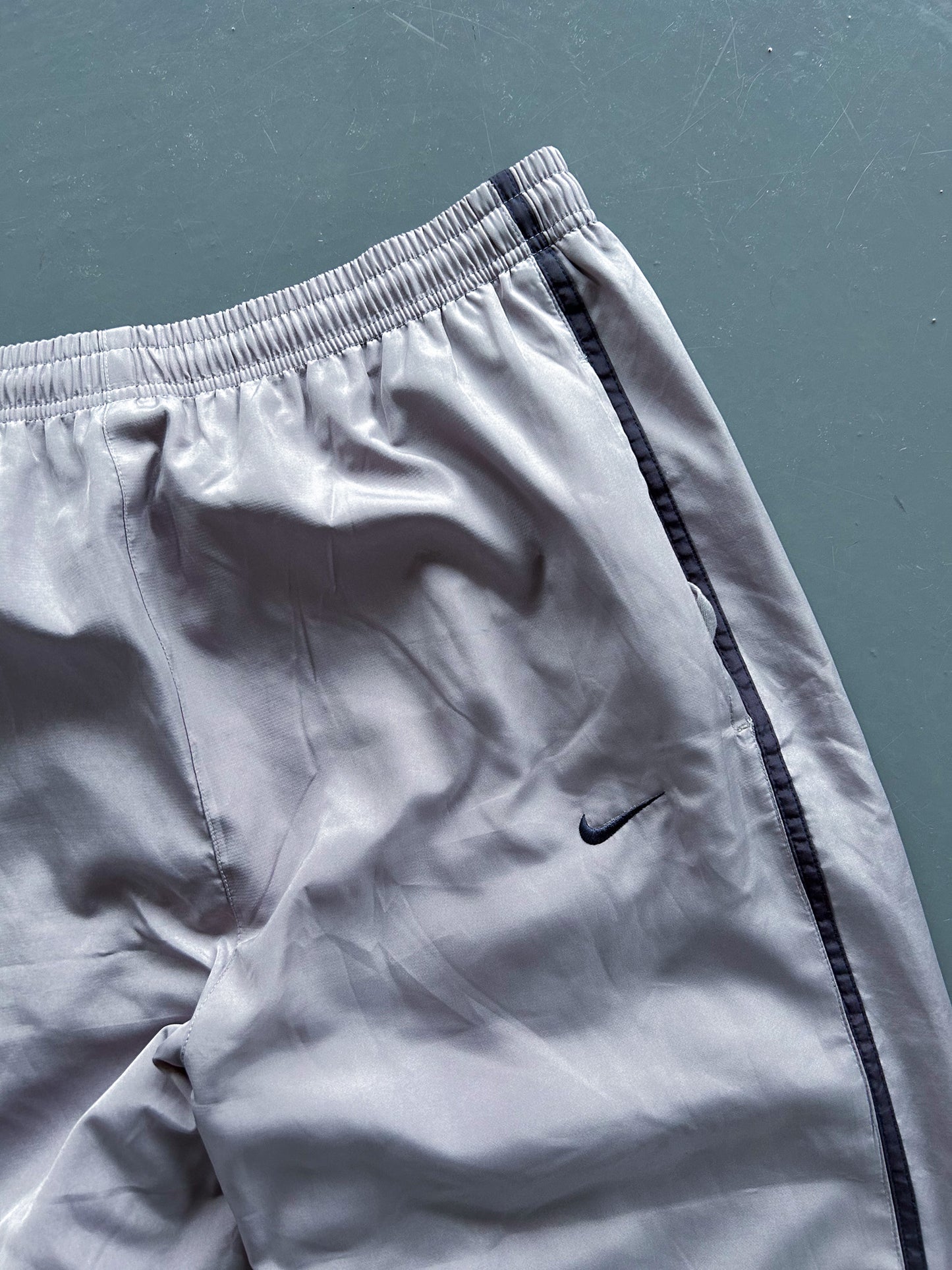 Nike Vintage Trackpants | L
