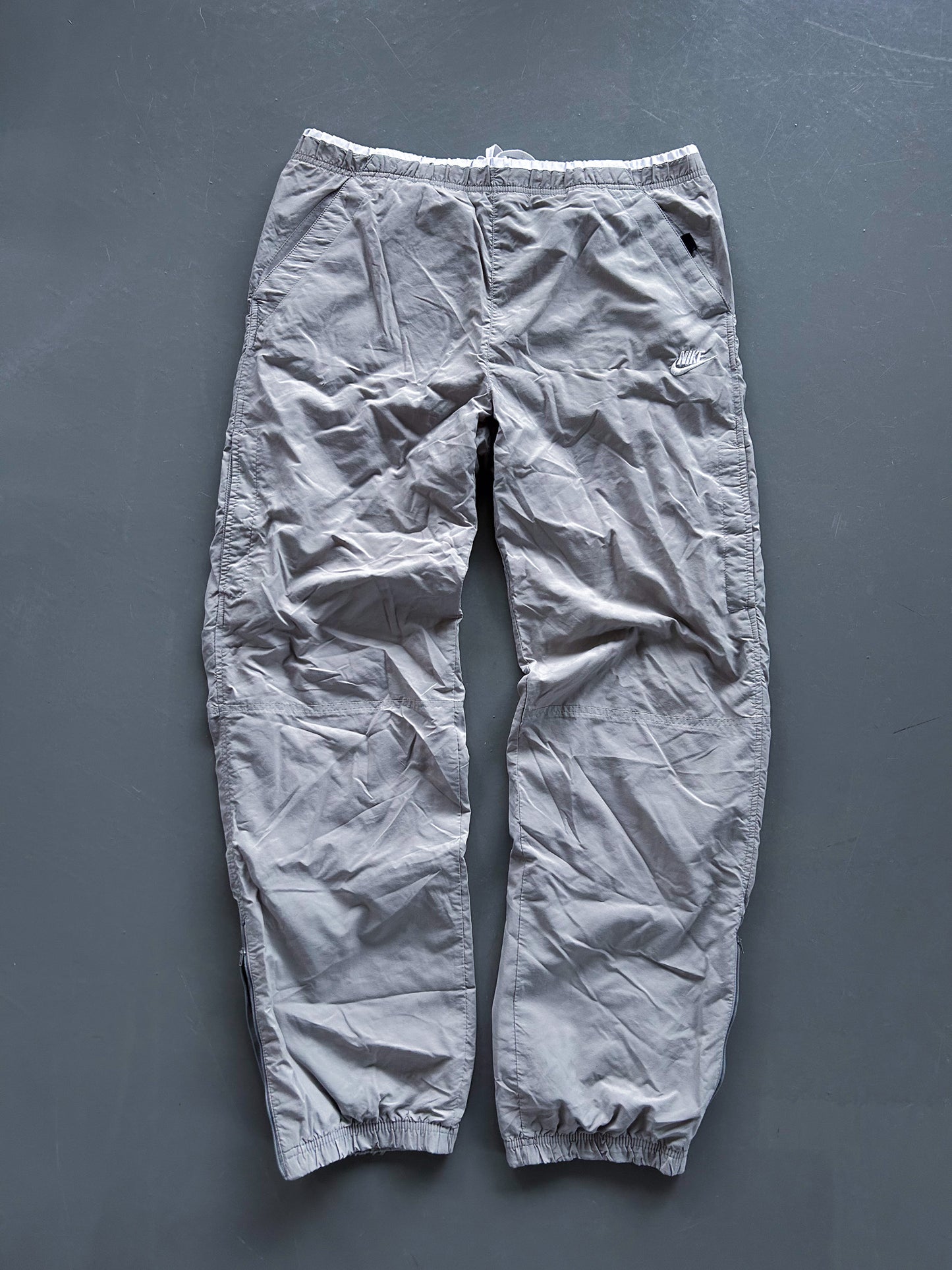 Nike Vintage Trackpants | L