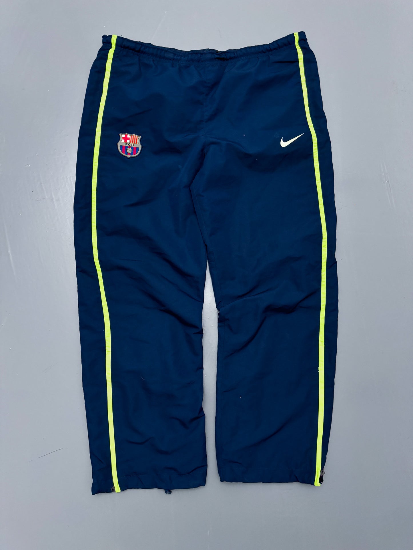 Nike x Barca Vintage Trackpants | L